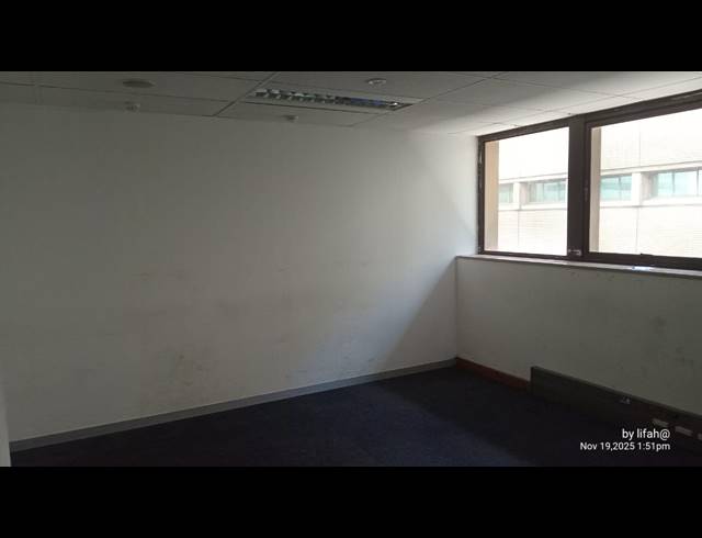 Office property to rent in MARSHALLTOWN
